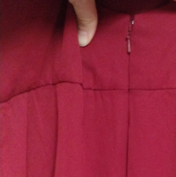 Size 8 Chiffon Burgundy Dress - Picture 6 of 8